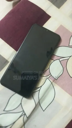 Vivo Y21 128 GB Blue