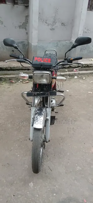 Bajaj Boxer 100 2005 Red