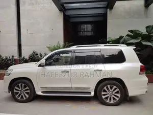Toyota Land Cruiser 2015 Pearl
