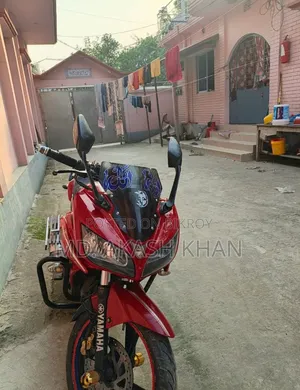 Yamaha Fazer V1 2015 Red