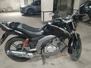 Suzuki GSX 125 2021 Black