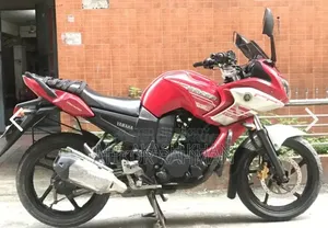 Yamaha Fazer V1 2015 Red