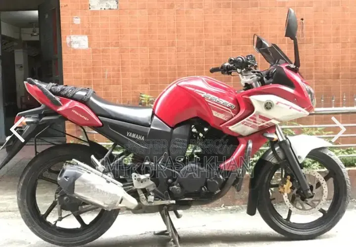 Yamaha Fazer V1 2015 Red