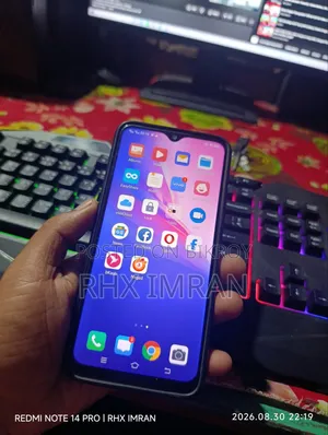 Vivo Y11 32 GB Red
