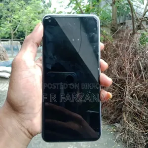 রিয়েলমি ৮ জিবি