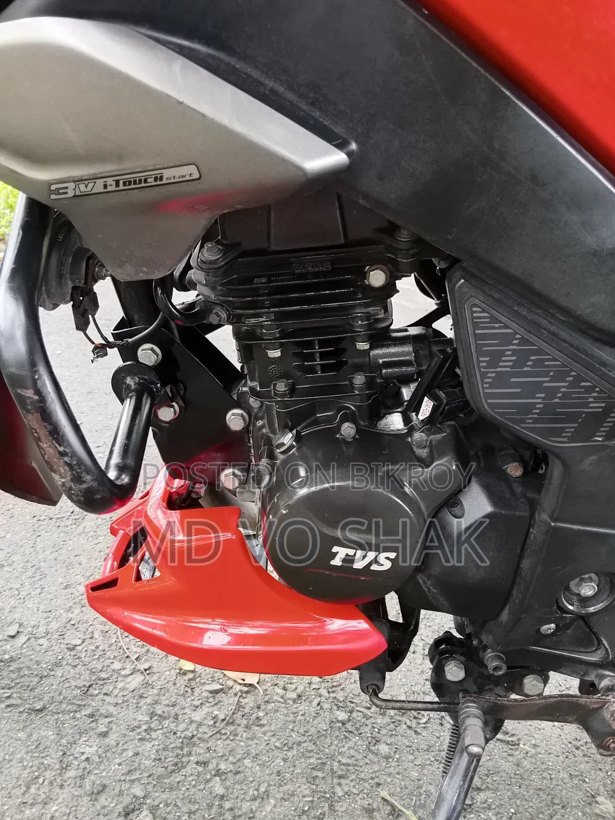 TVS Raider 125 2022 Red