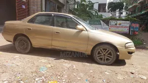 Toyota Carina 1993 Gold