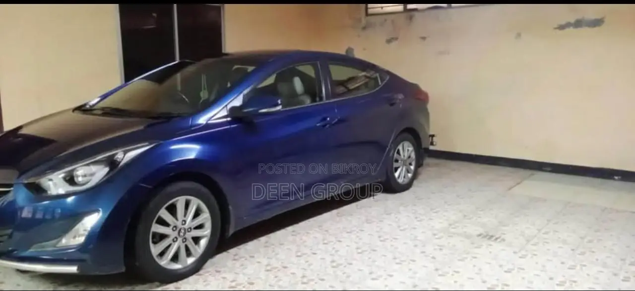Hyundai Elantra Limited 4dr Sedan (1.8L 4cyl 6A) 2014 Blue