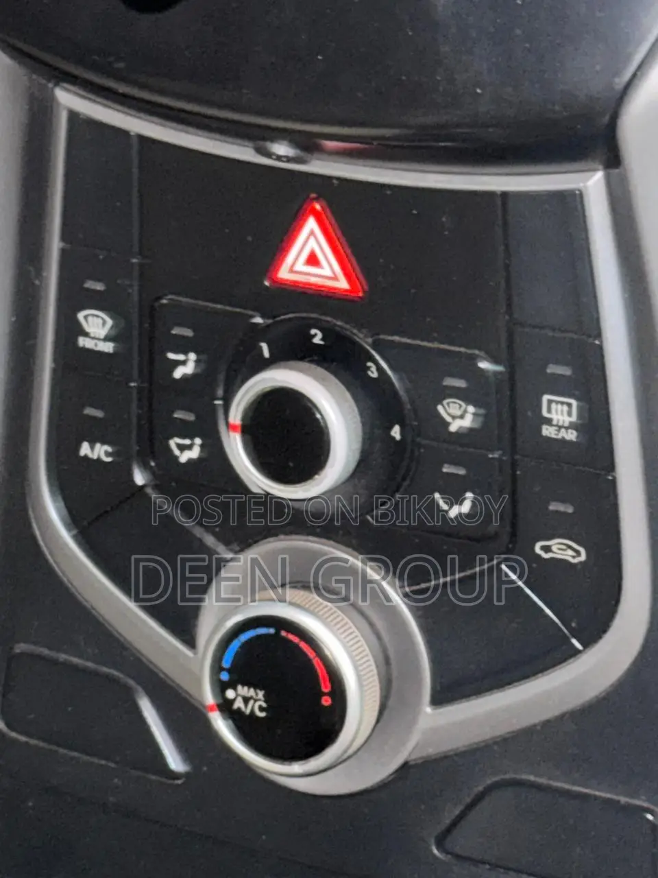 Hyundai Elantra Limited 4dr Sedan (1.8L 4cyl 6A) 2014 Blue