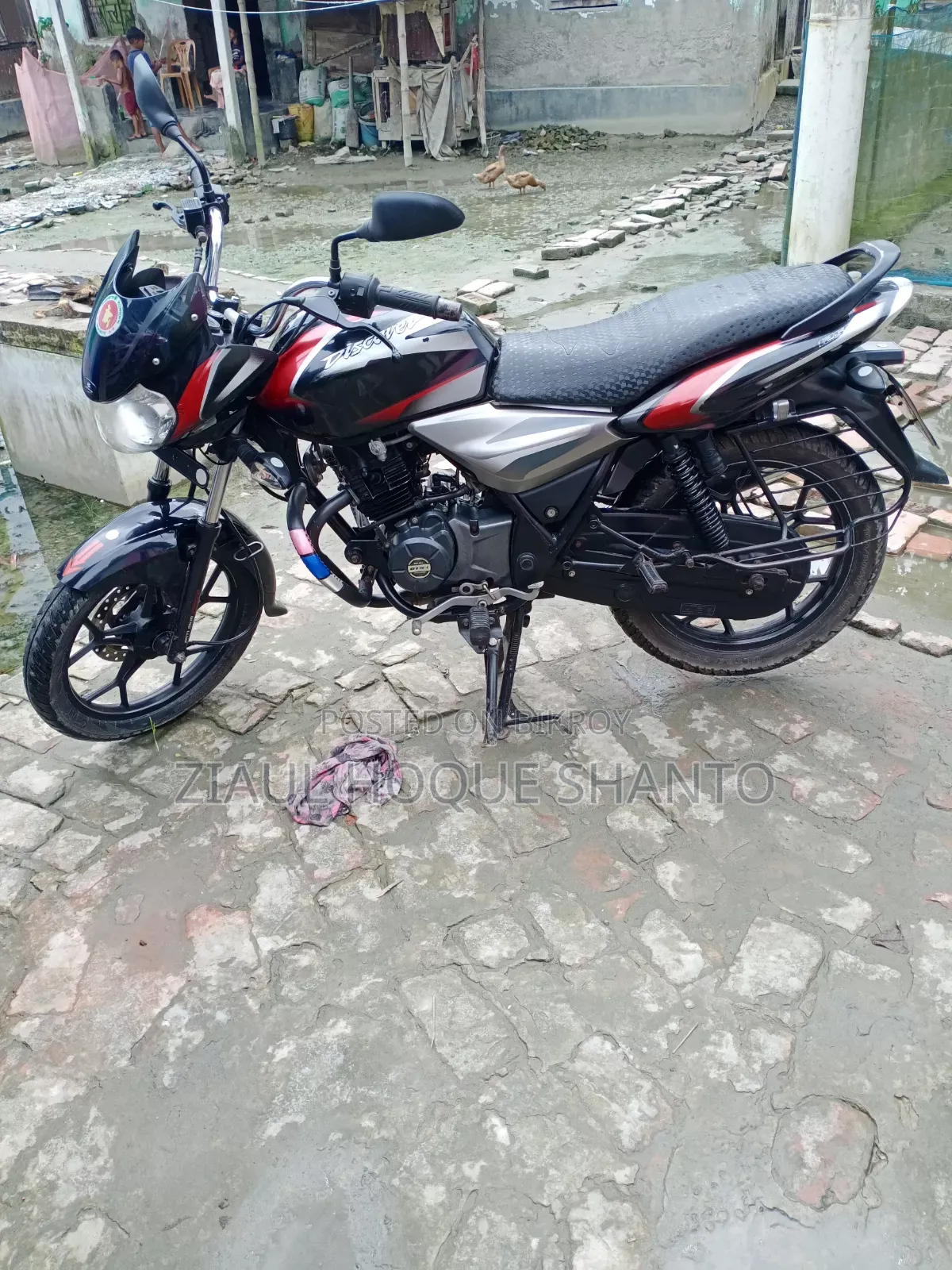 Bajaj Discover 125 2023 Black