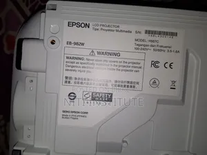 Epson EB-982W 4200 Lumens Lamp Projector