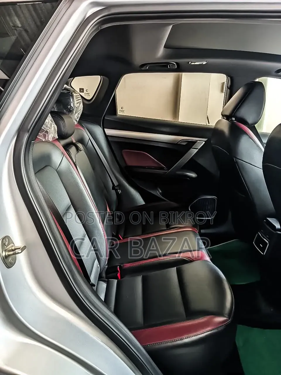 Proton X70 2022 Silver