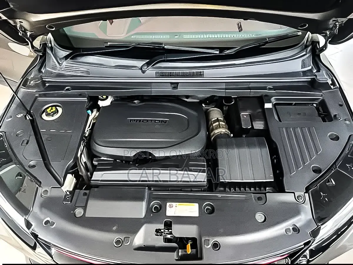 Proton X70 2022 Silver