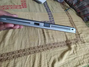 Laptop HP EliteBook 820 8GB Intel Core i5 SSD 256GB