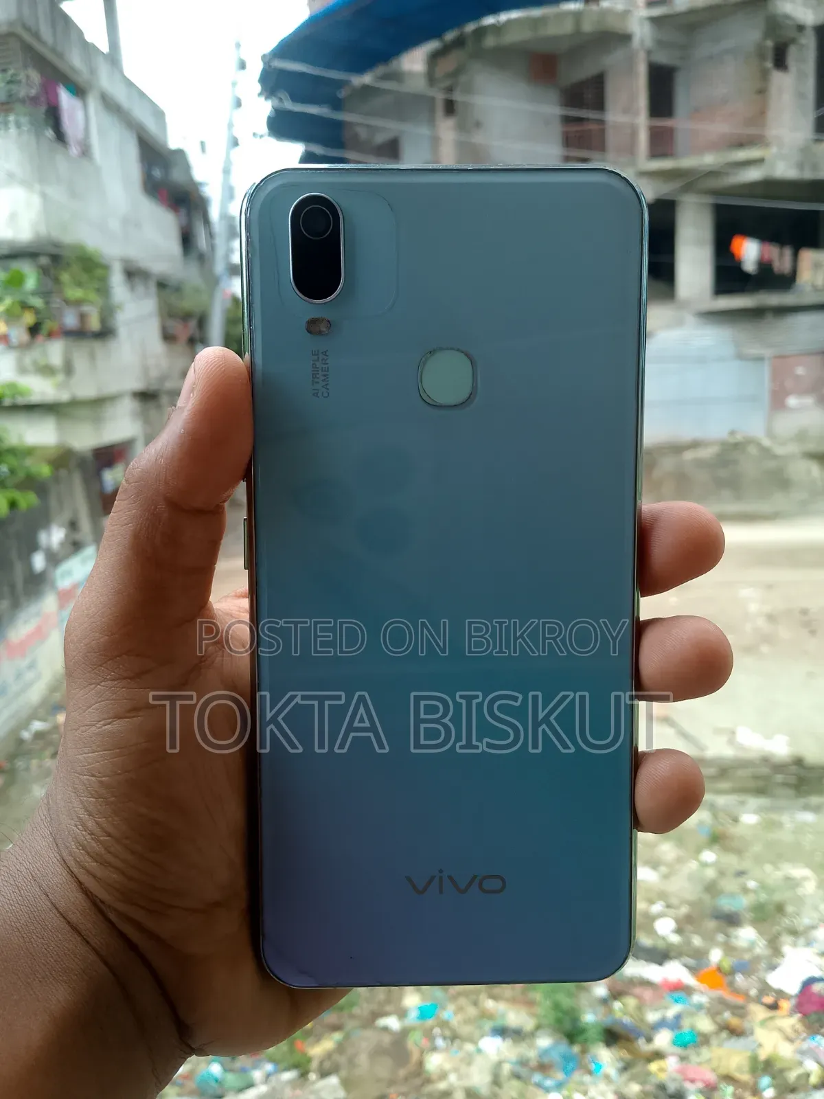Vivo Y11 32 GB Blue