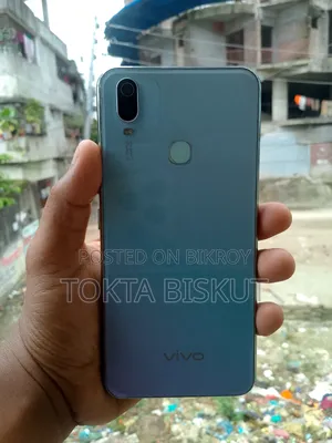 Vivo Y11 32 GB Blue