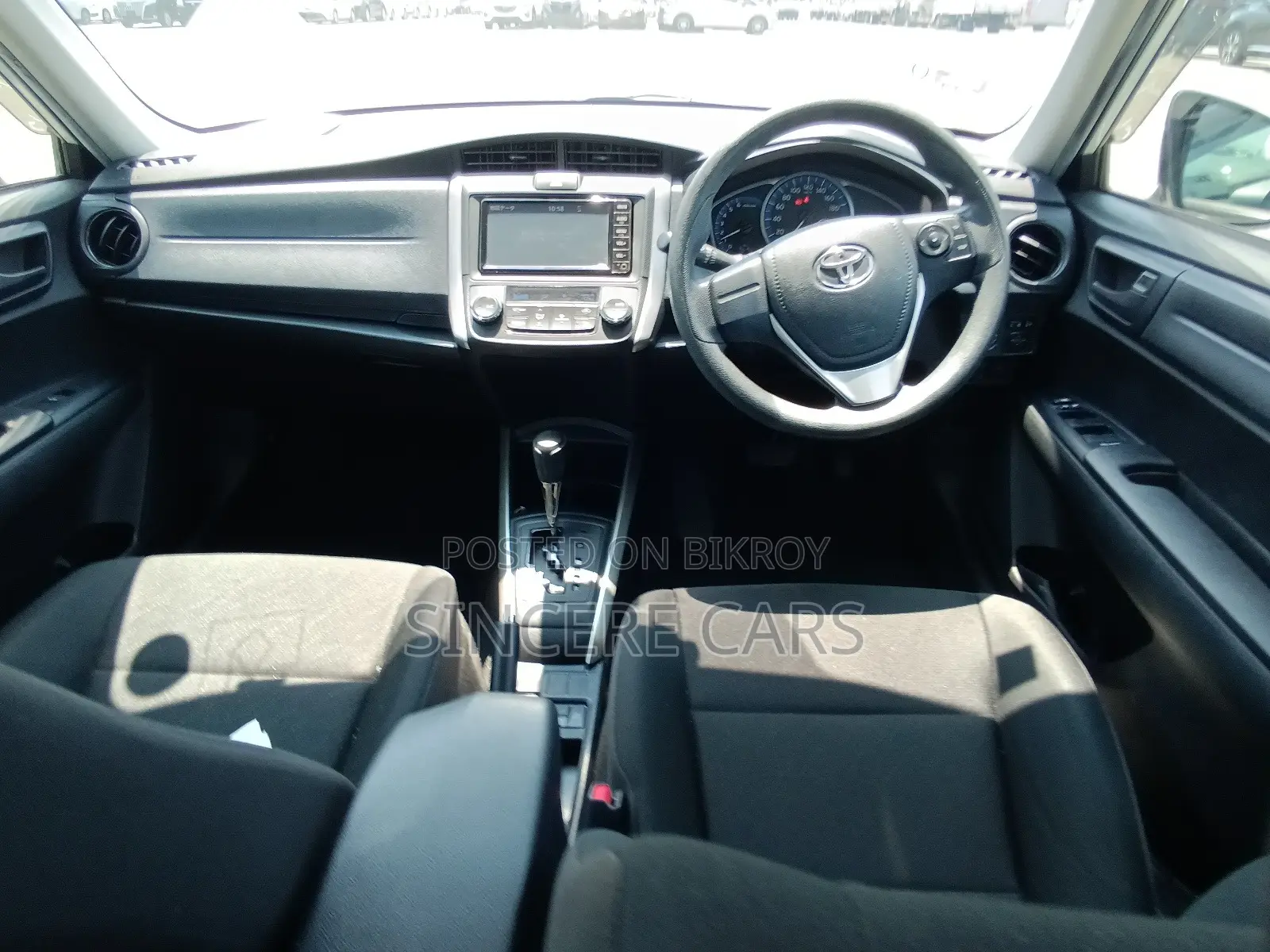Toyota Corolla Fielder 2021 White