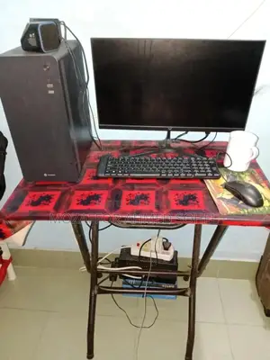 Desktop Computer Dell Inspiron 3000 4GB Intel Core i5 HDD+SSD 250GB