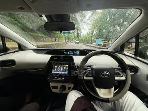 Toyota Prius Four Touring 2018 Black