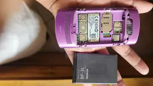 Nokia Asha 303 Pink