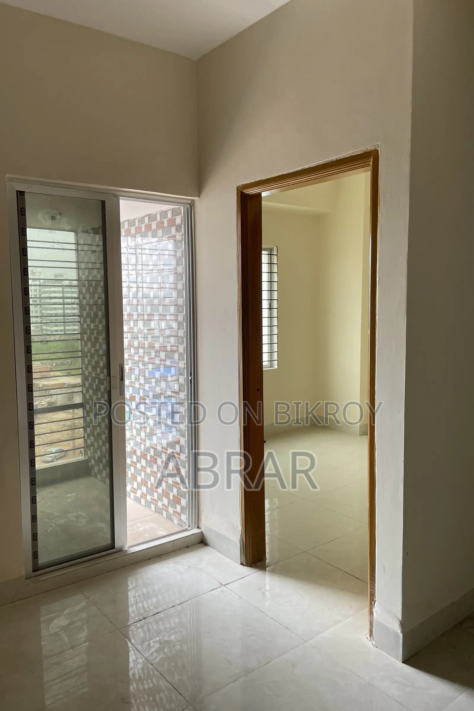 3bdrm Apartment in Khilgaon for sale