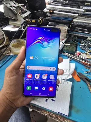 স্যামসাং গ্যালাক্সি এস১০ ৫জি ২৫৬ জিবি কালো