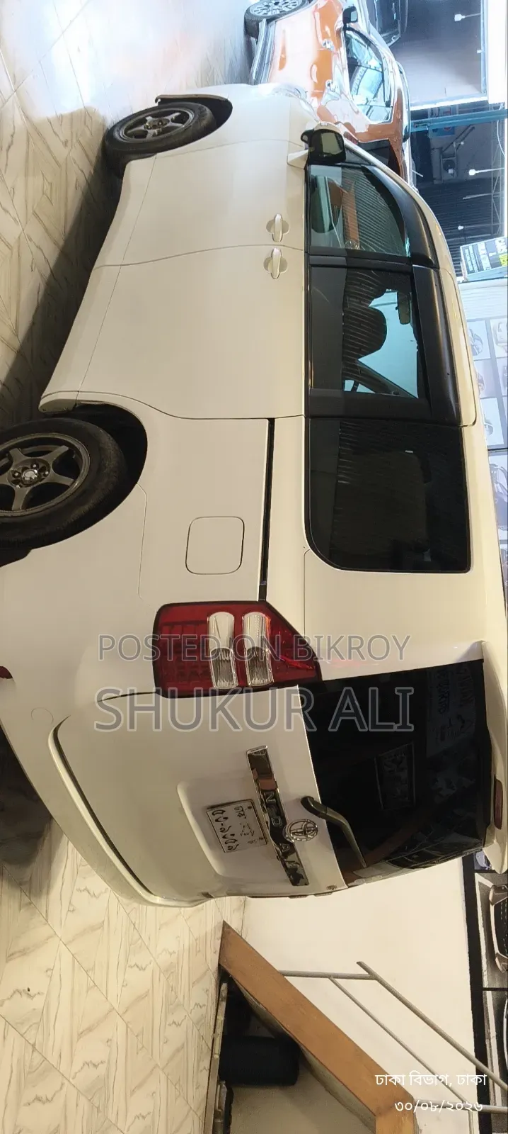 Toyota Noah 2.0 143hp AWD (7 Seater) 2011 Pearl