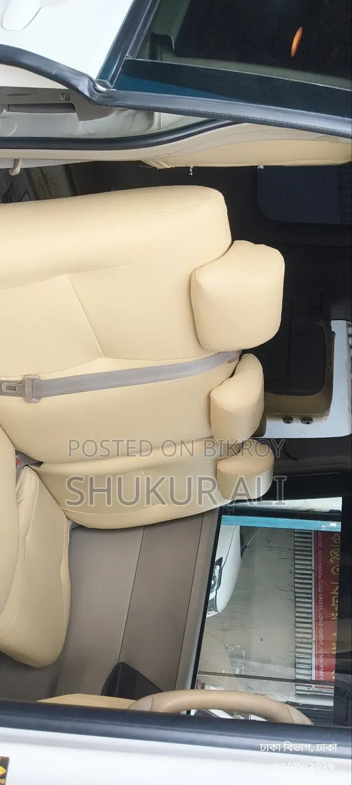 Toyota Noah 2.0 143hp AWD (7 Seater) 2011 Pearl