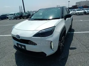 Toyota Yaris Cross 2021 Pearl