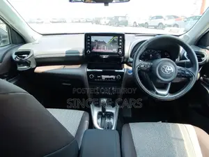 Toyota Yaris Cross 2021 Pearl