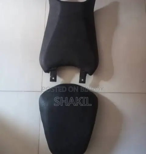 Hero Xtreme 125 Split Seat