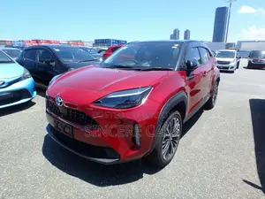 Toyota Yaris Cross 2021 Red