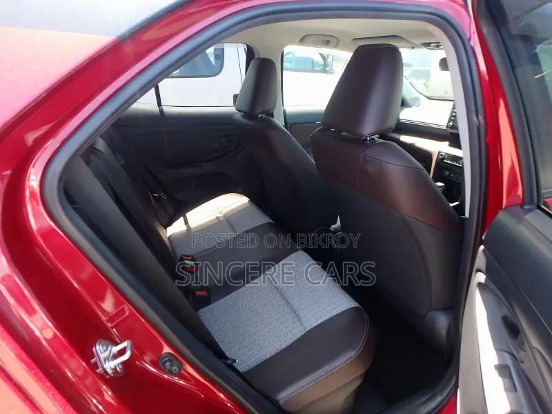 Toyota Yaris Cross 2021 Red
