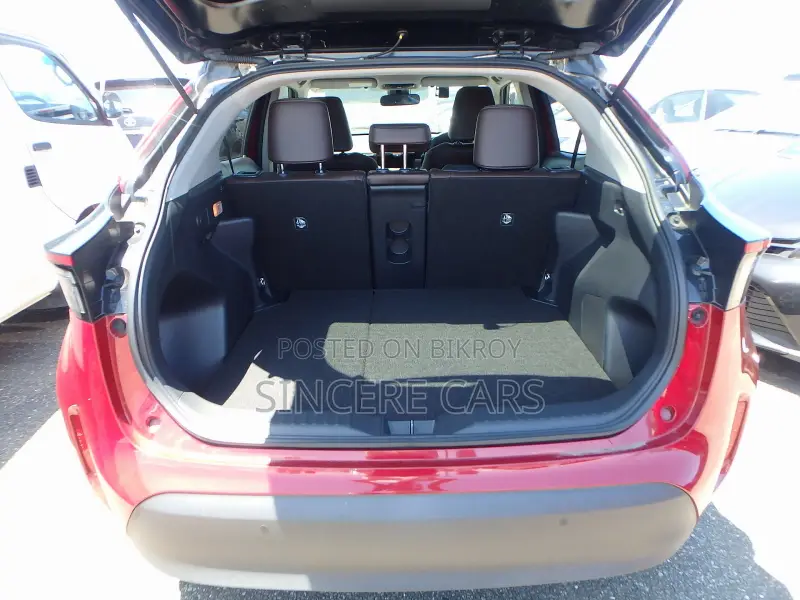 Toyota Yaris Cross 2021 Red