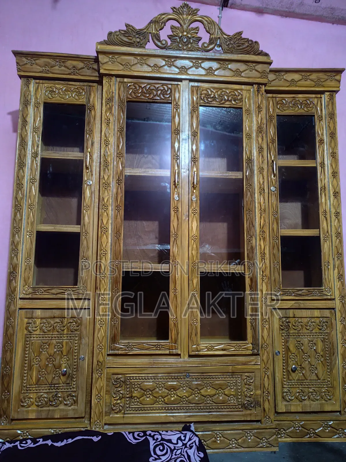অনেক ভালো সেগুন কাটের সুকেস কিনছি ১ মাস হইছে