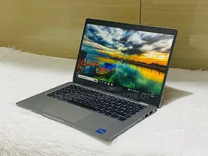 Laptop Dell 3GB Intel SSD 256GB