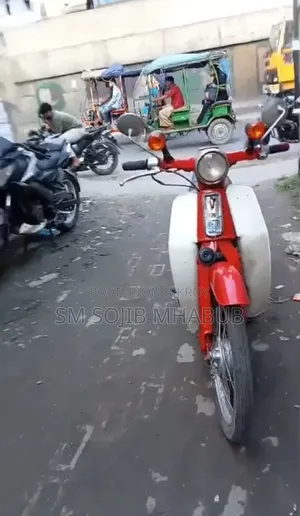Honda 1991 Red
