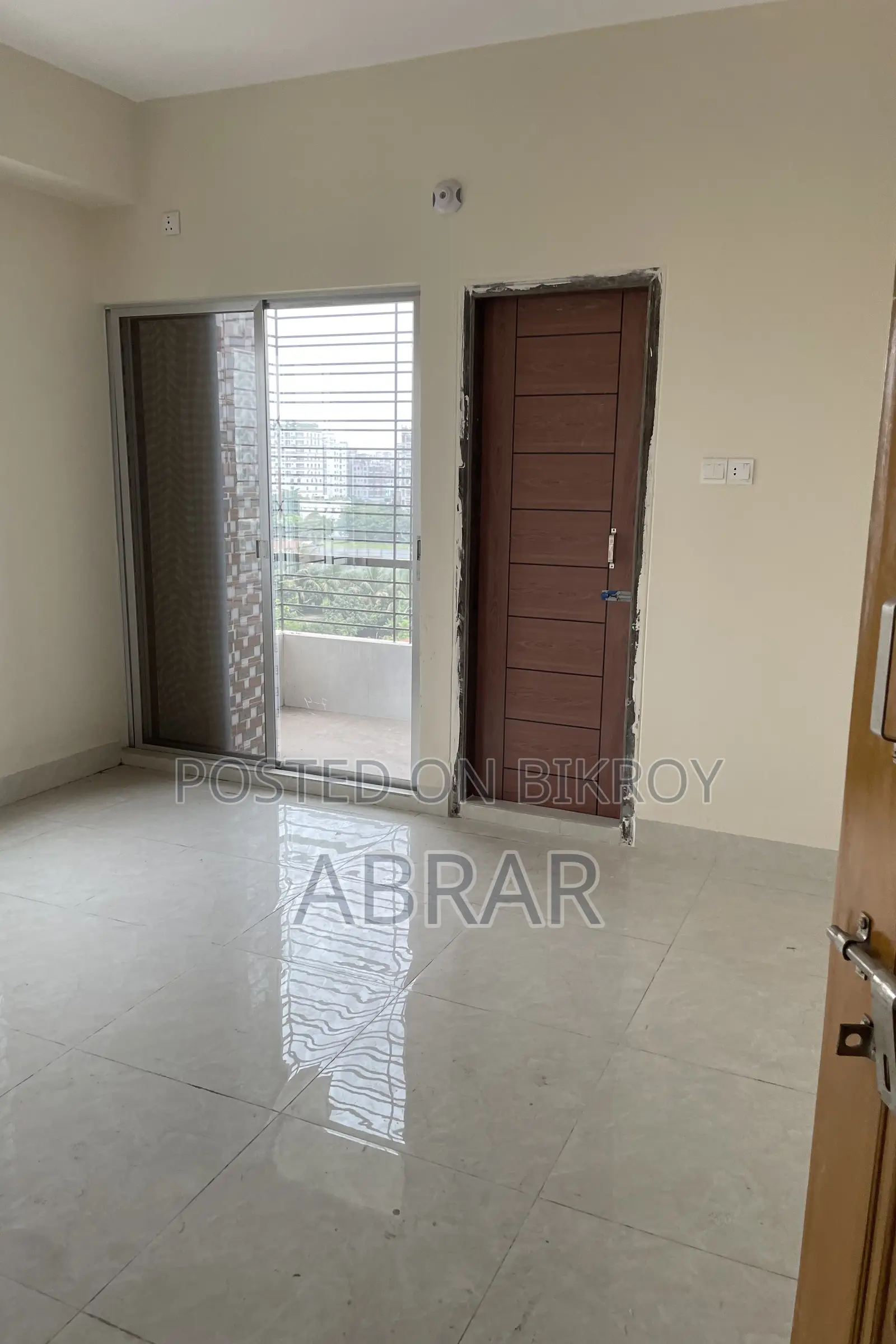 3bdrm Apartment in Khilgaon for sale