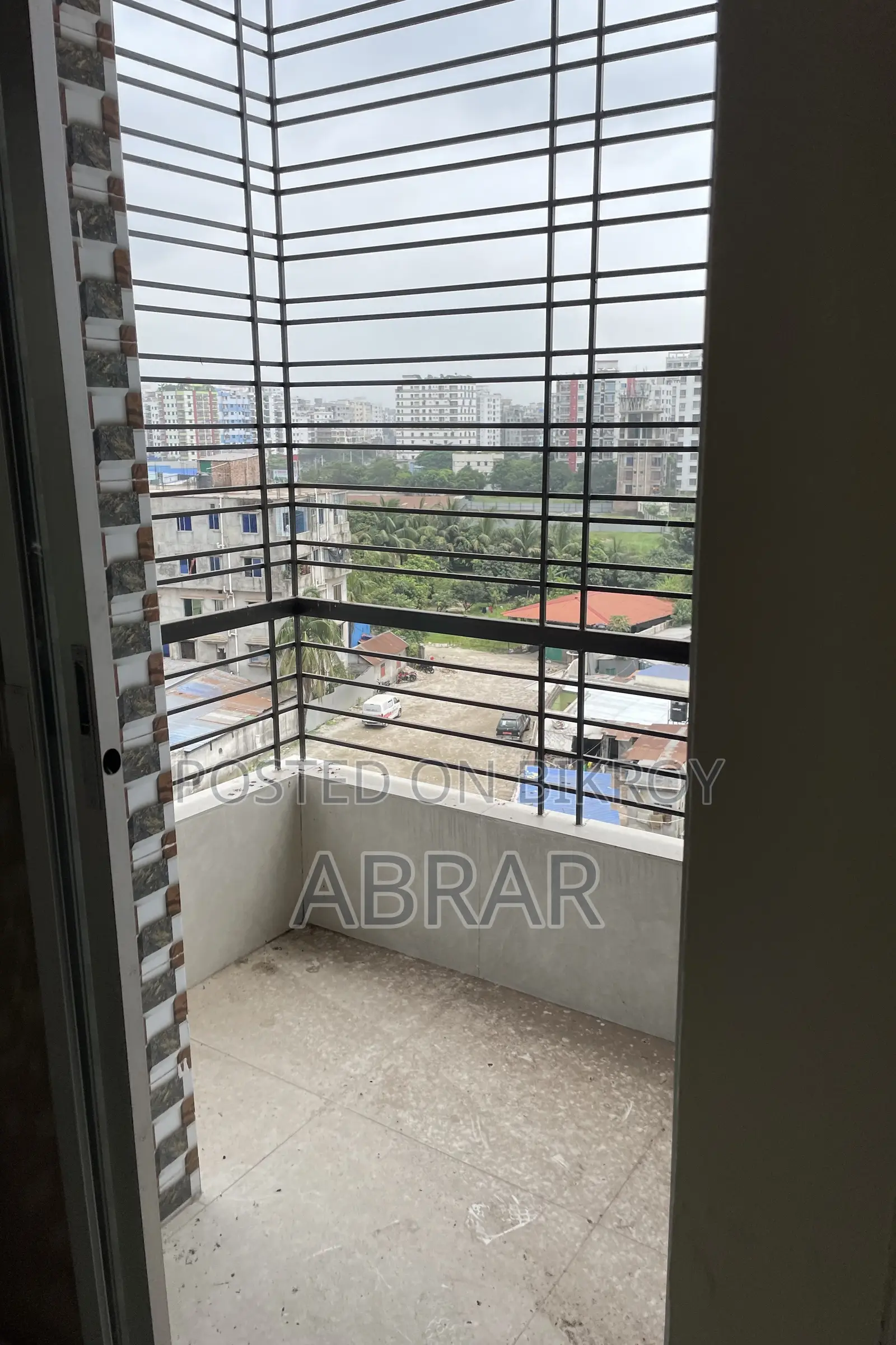 3bdrm Apartment in Khilgaon for sale
