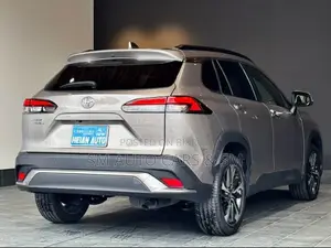 Toyota Corolla Cross 2023 Brown