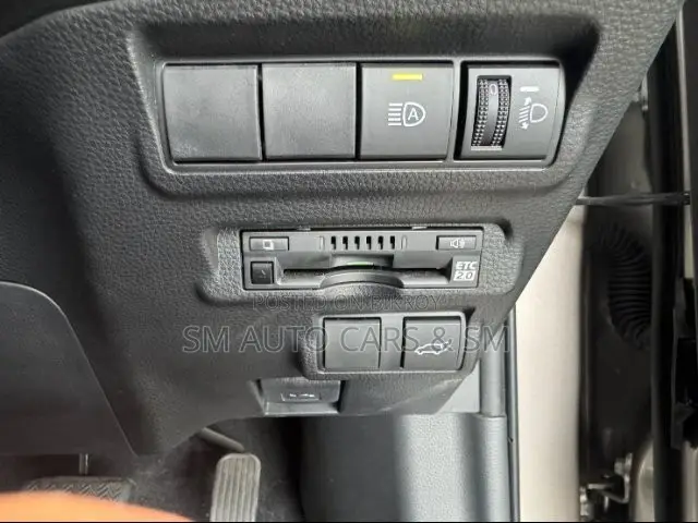 Toyota Corolla Cross 2023 Brown