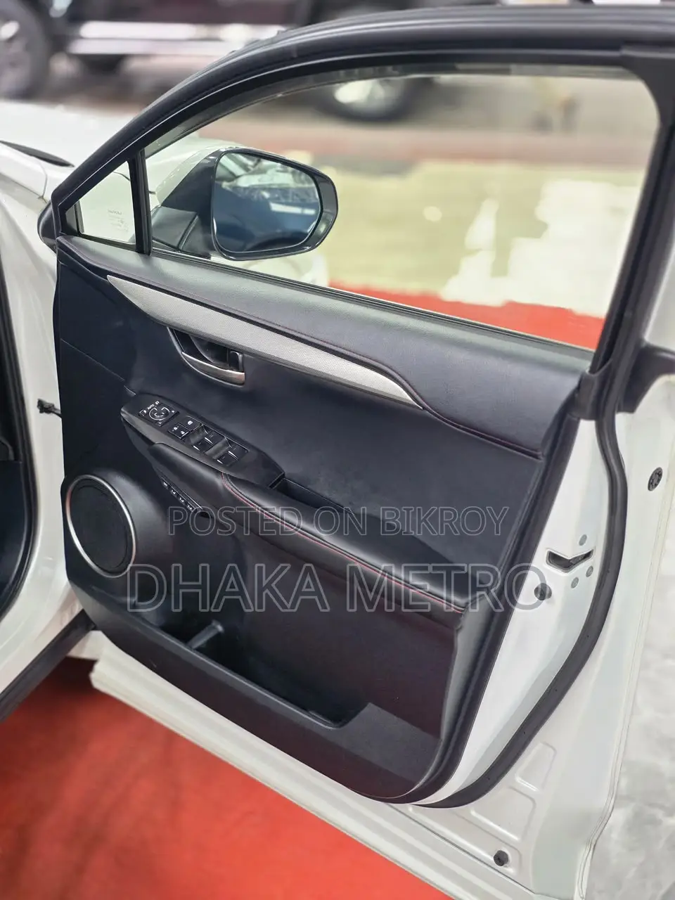 Lexus NX 2015 Pearl