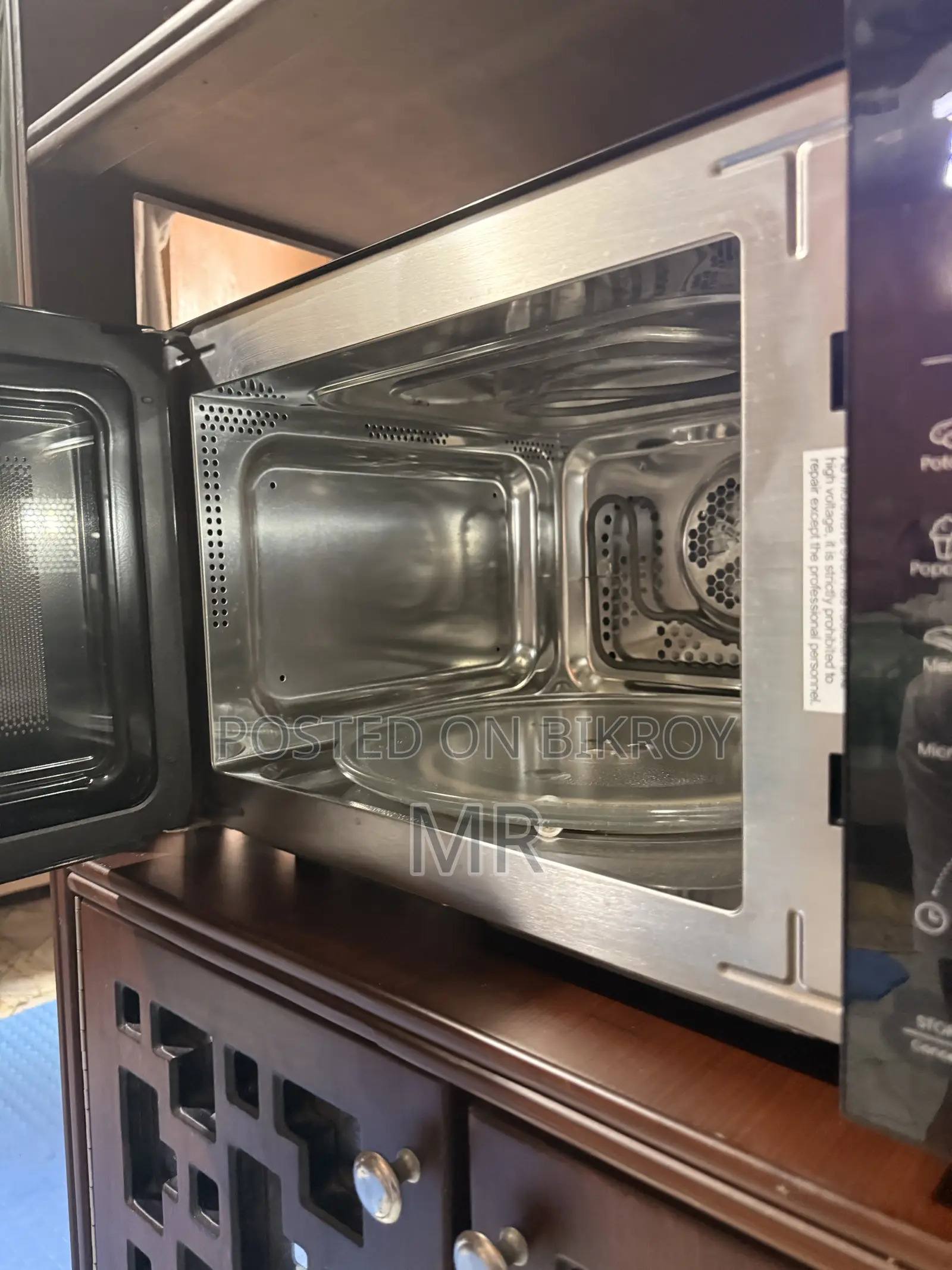 Hisense Oven + Oven Rack