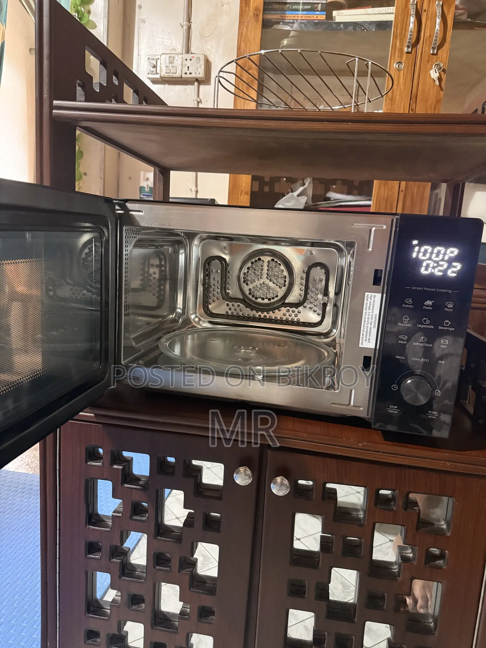 Hisense Oven + Oven Rack