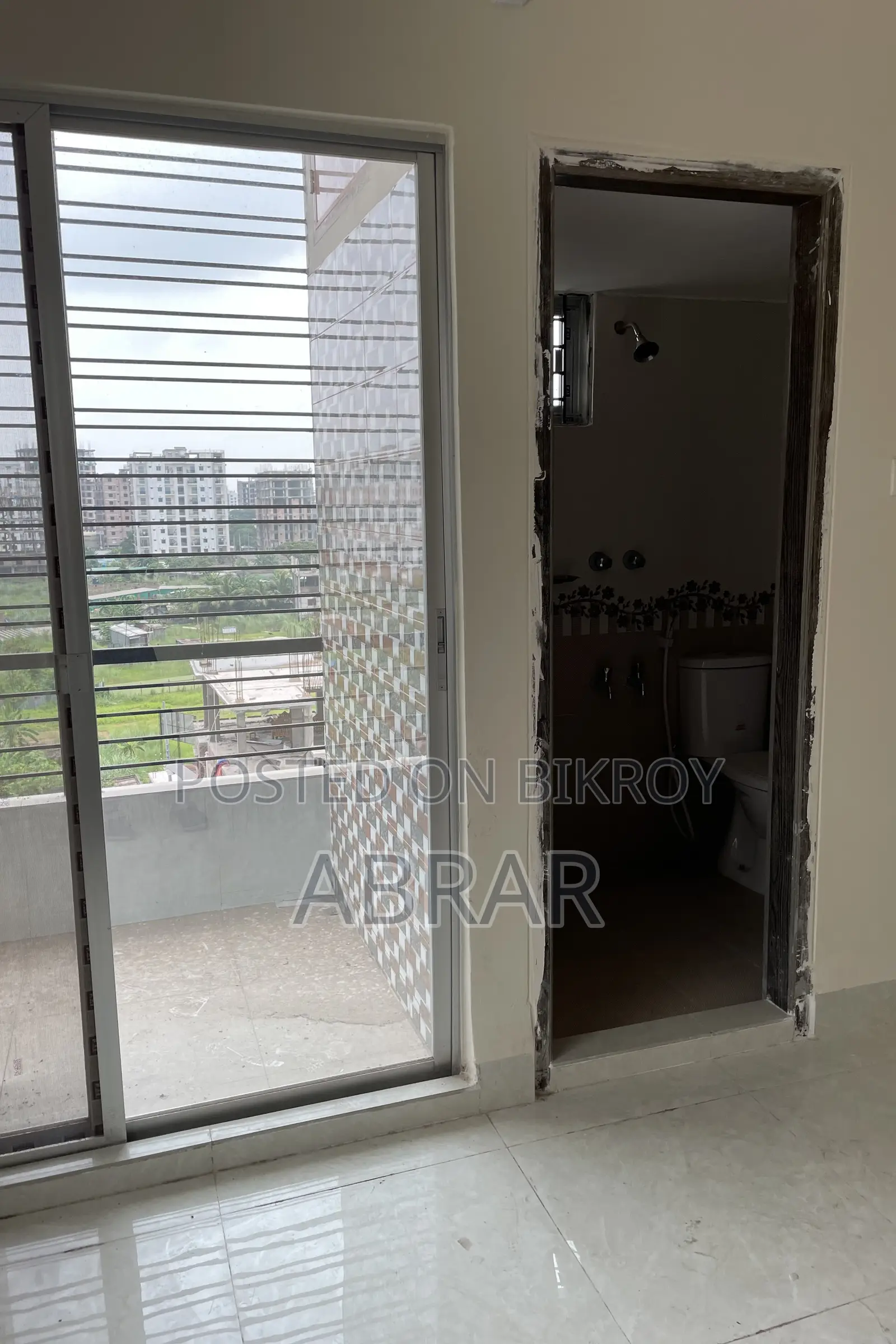 3bdrm Apartment in Khilgaon for sale