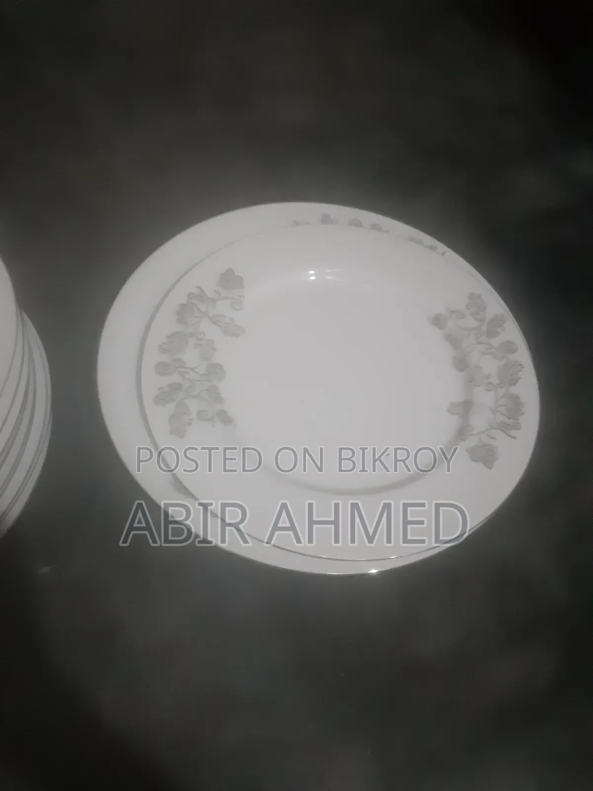 10 PCS Plate Set and One Dish