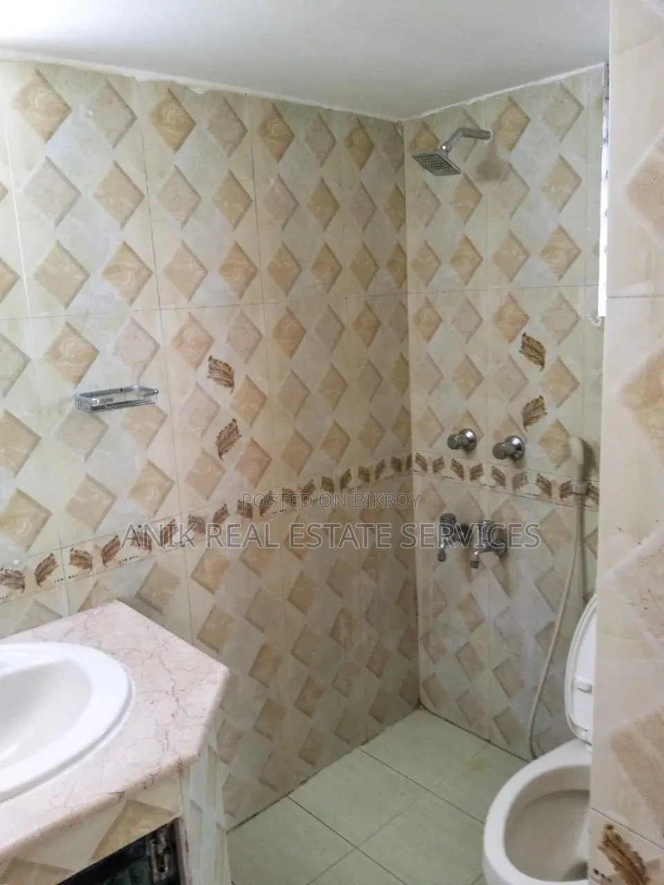 Furnished 3bdrm Apartment in Anik Real Estate, Gulshan for rent