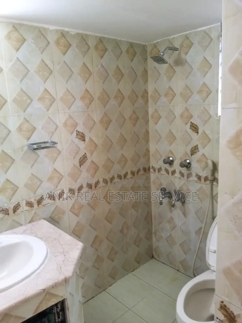 Furnished 3bdrm Apartment in Anik Real Estate, Gulshan for rent