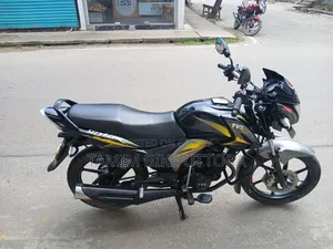 TVS Stryker 125 2021 Yellow