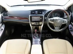 Toyota Premio 2021 Green